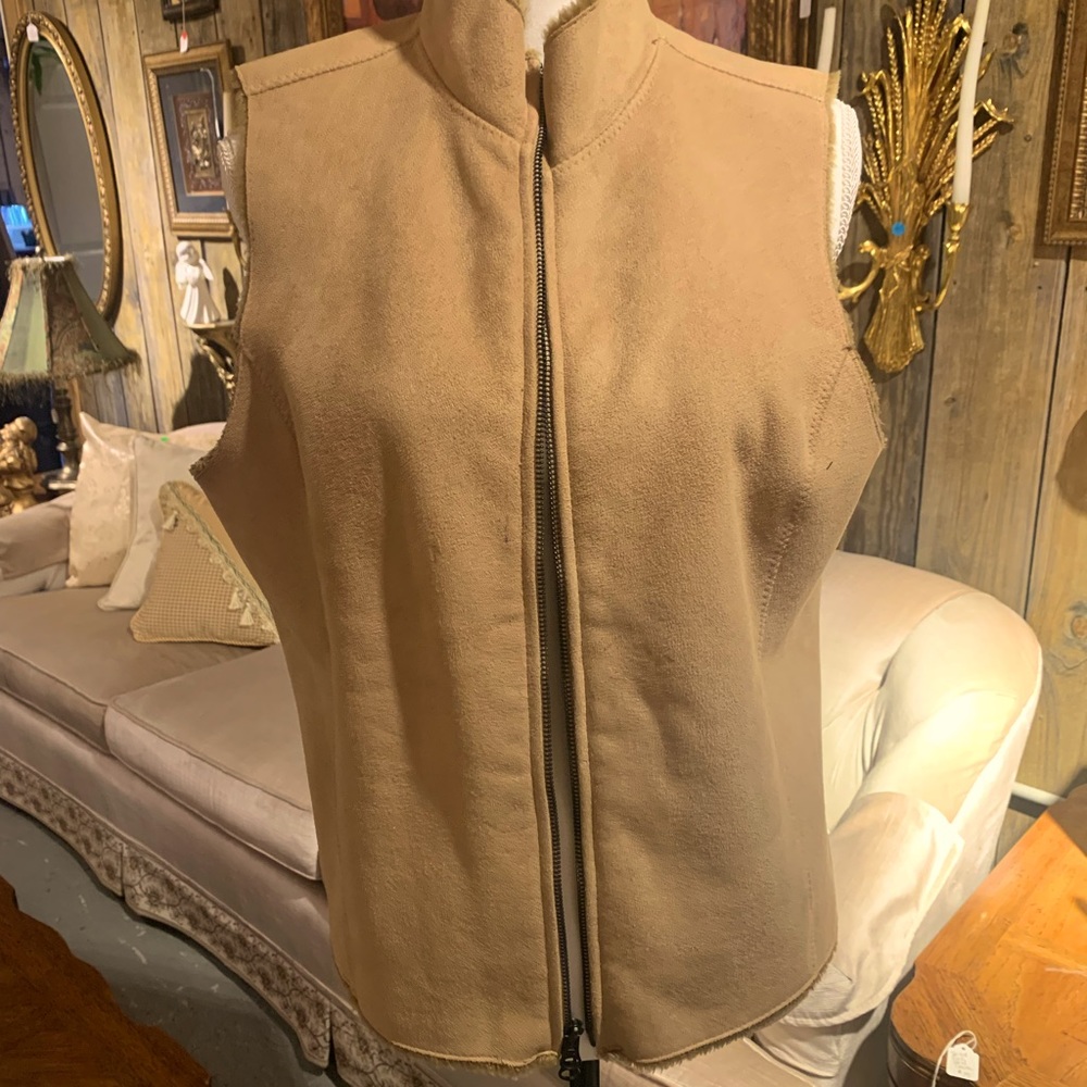 Suede fur lined vest (fake) with pockets size12